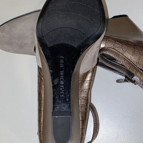 Bandolino Heels - Picture 7 of 9